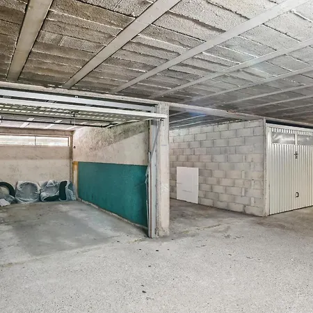 Bel Apt Avec Piscine Balcon Et Parking A By Weekome Appartement